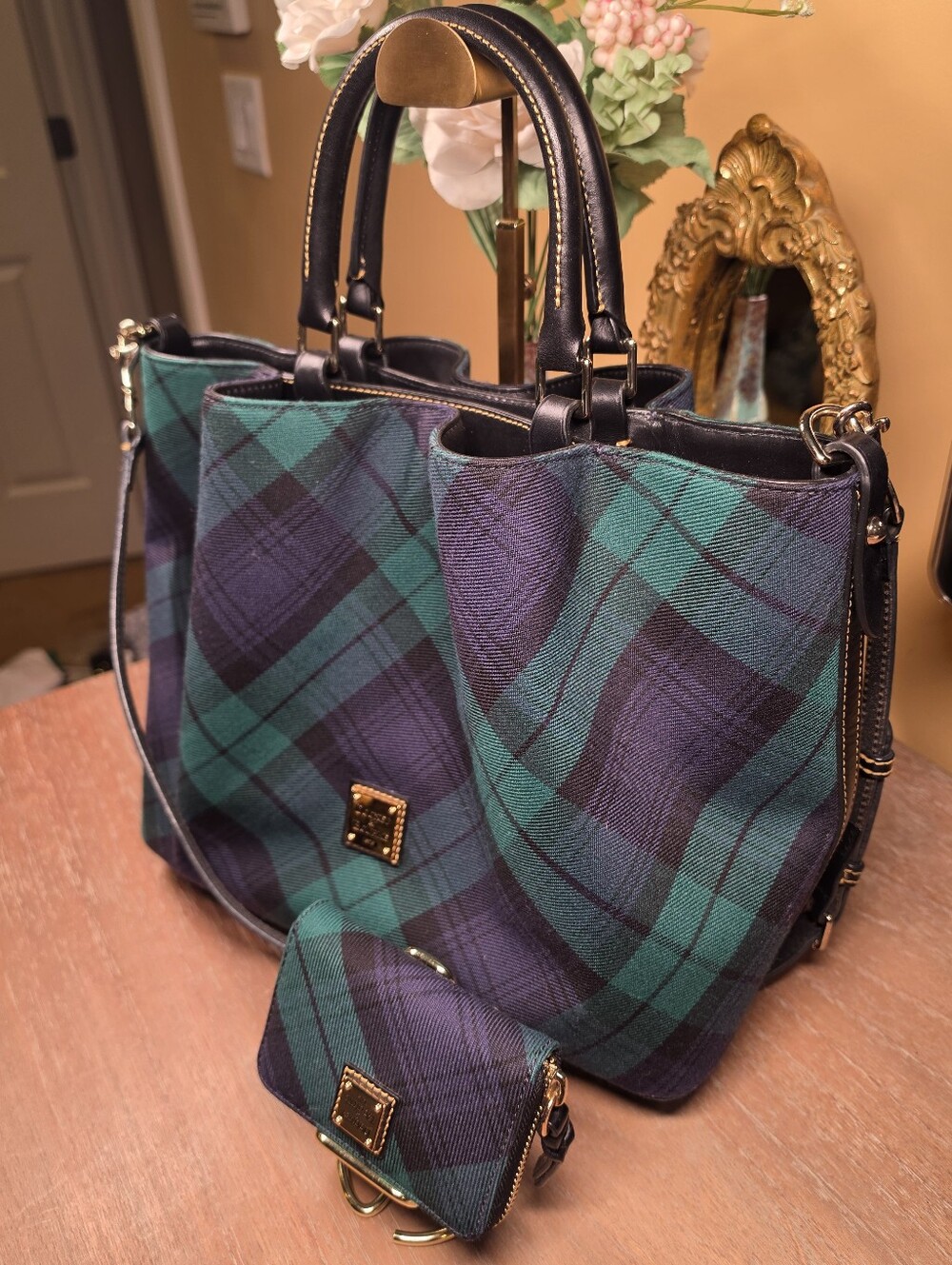 Dooney & Bourke Tartan Large Barlow Navy Plaid Tote w/ Wallet & Dusty(MSRP $645) - Picture 3 of 14